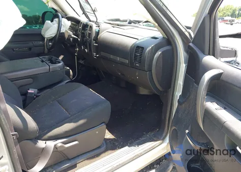 2013 Chevrolet Silverado Lt from USA, damaged, VIN 1GCRKSE70DZ136035